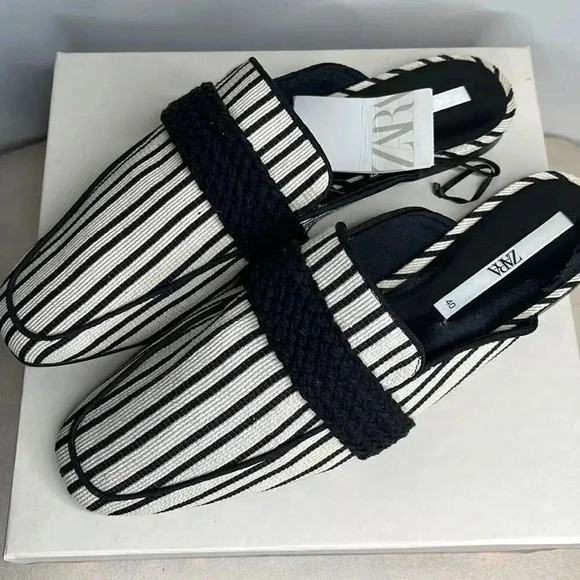Zara Black & White Stripped Mules - Picture 4 of 9
